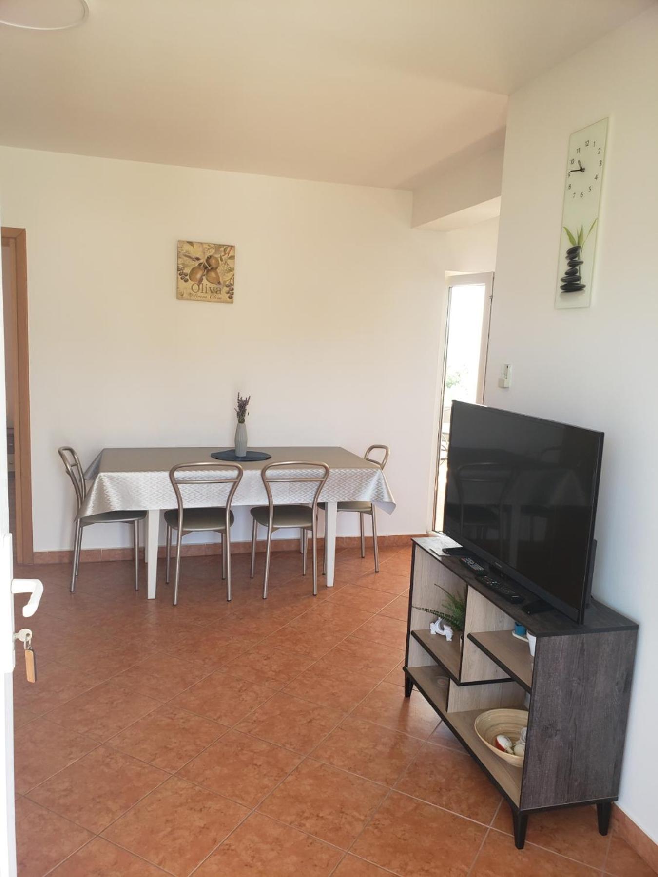 Apartmani Ciklic Dobropoljana Exterior photo